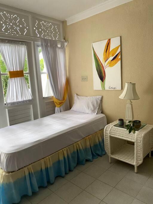 Lush Tropical Apartment Located In A 4-Star Resort Runaway Bay Eksteriør billede