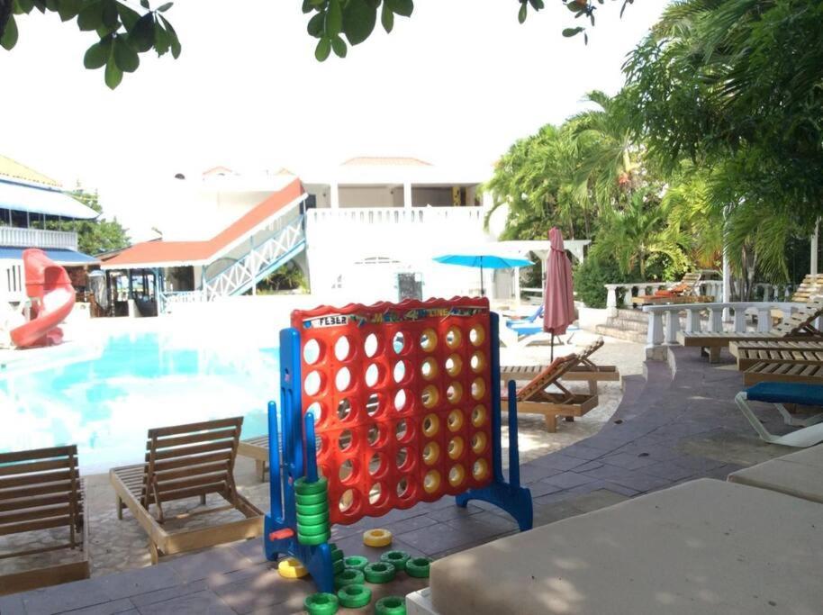 Lush Tropical Apartment Located In A 4-Star Resort Runaway Bay Eksteriør billede