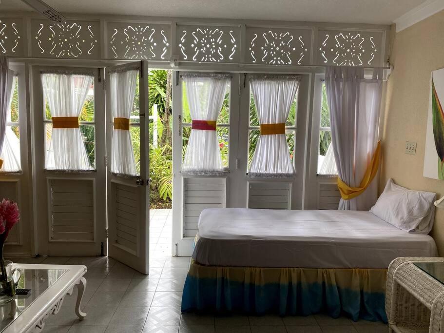 Lush Tropical Apartment Located In A 4-Star Resort Runaway Bay Eksteriør billede