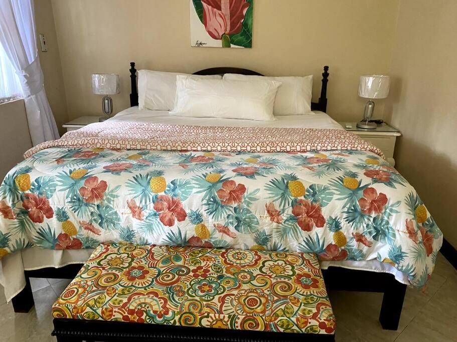 Lush Tropical Apartment Located In A 4-Star Resort Runaway Bay Eksteriør billede