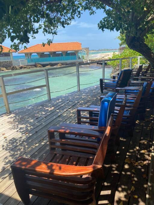 Lush Tropical Apartment Located In A 4-Star Resort Runaway Bay Eksteriør billede